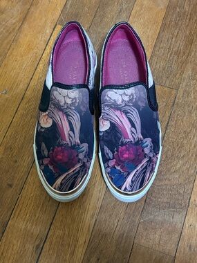 Ted Baker Laulei Women's floral slip on sneakers trainers.